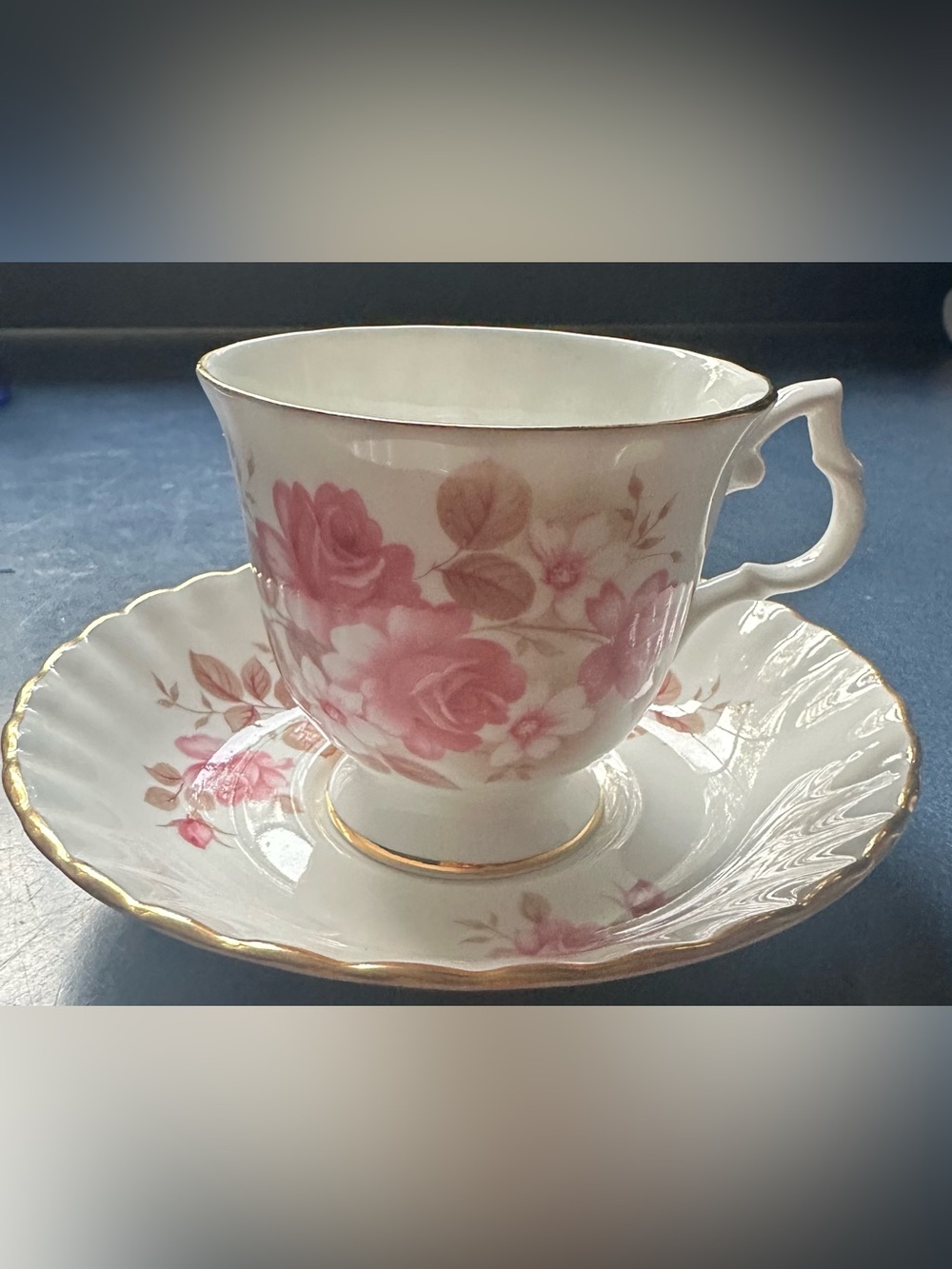 BLUE BIRD Vintage Pink Rose Porcelain Tea Cup & Saucer Set with Gold Trim.